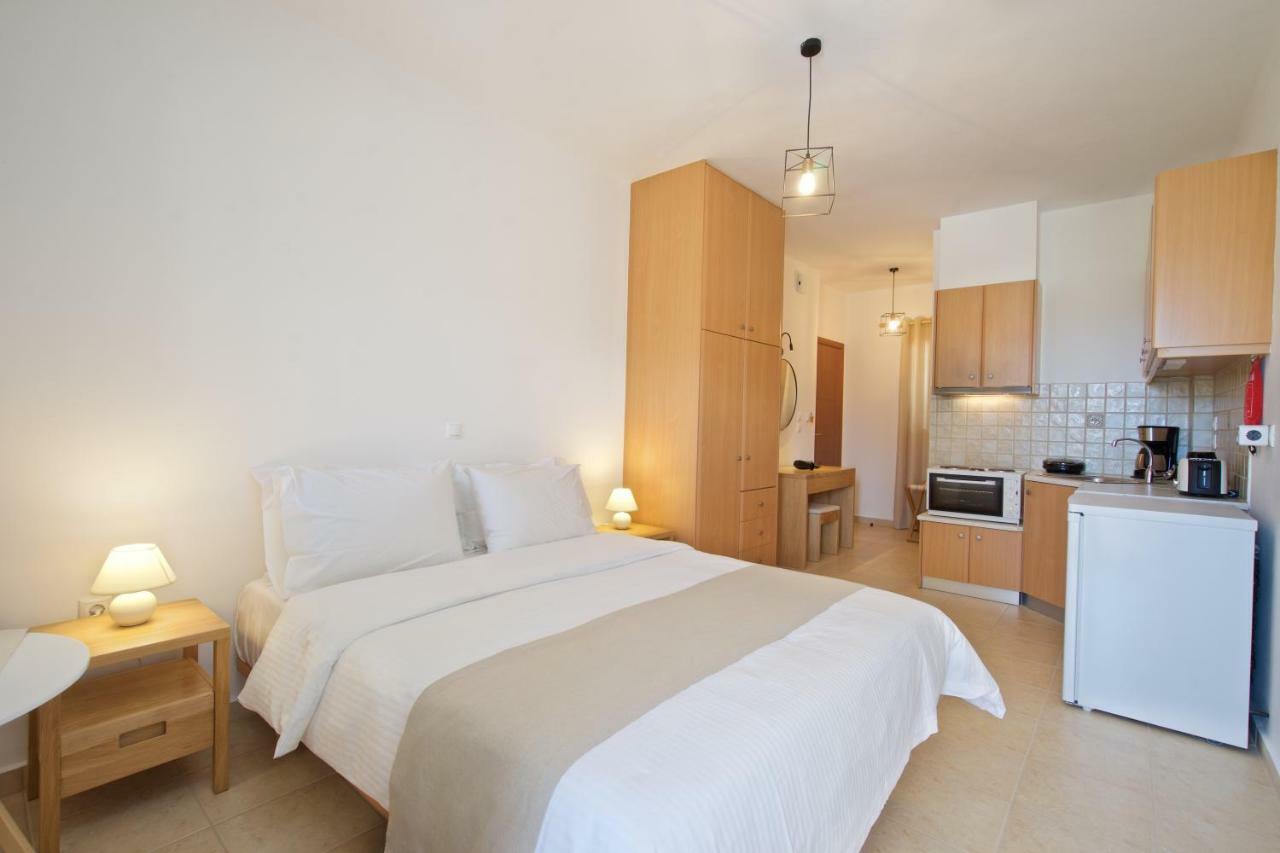 Nefeli Apartments Agia Efimia Екстер'єр фото