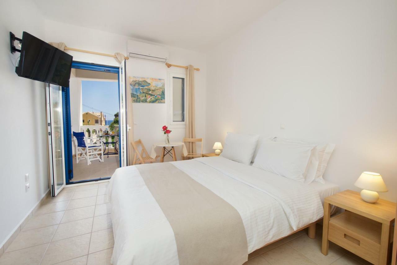 Nefeli Apartments Agia Efimia Екстер'єр фото